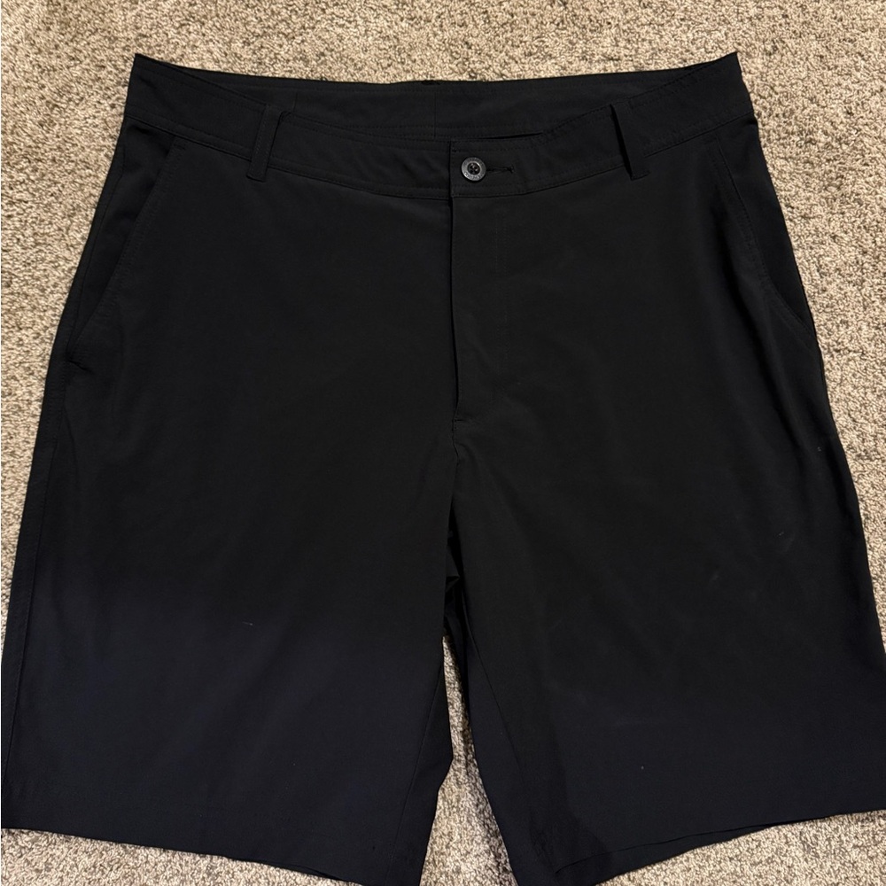 Columbia Men's Black Flat Front Shorts